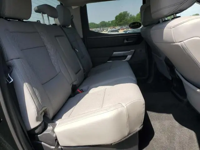 2024 TOYOTA TUNDRA CREWMAX SR