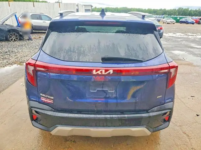 2024 KIA SELTOS EX  