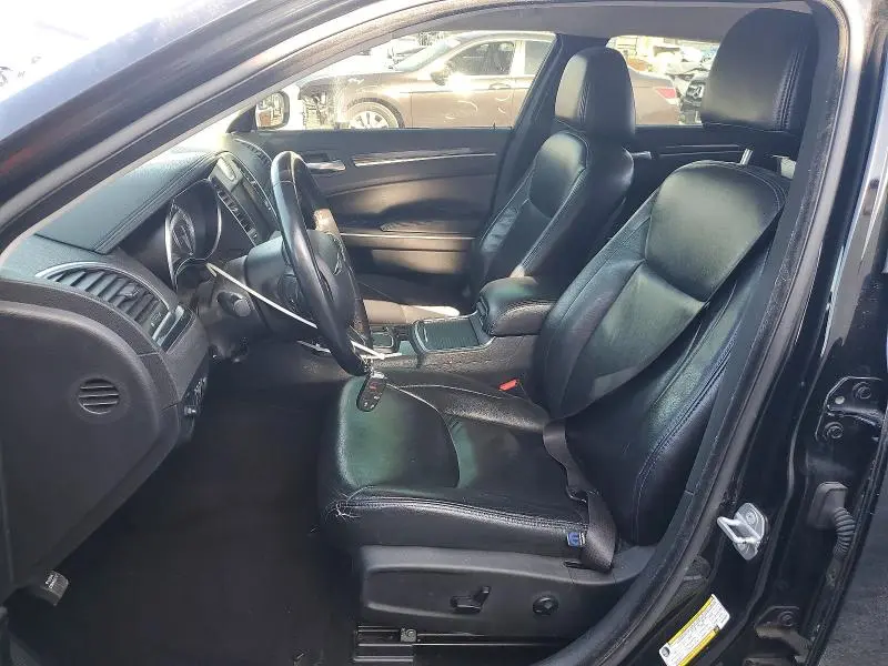 2019 CHRYSLER 300 TOURING  