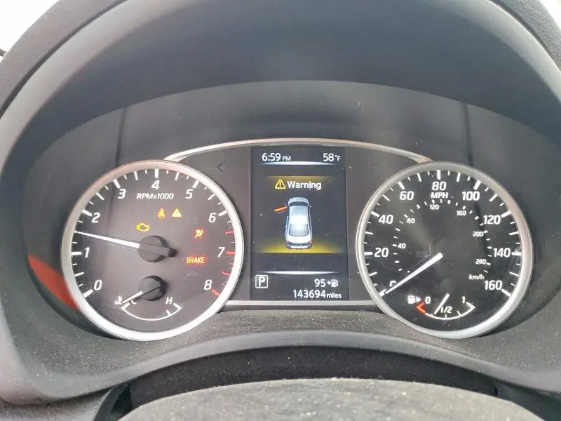 2016 NISSAN SENTRA SV  