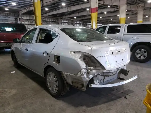 2019 NISSAN VERSA S
