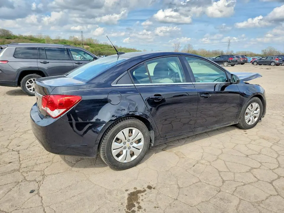 2012 CHEVROLET CRUZE LS  