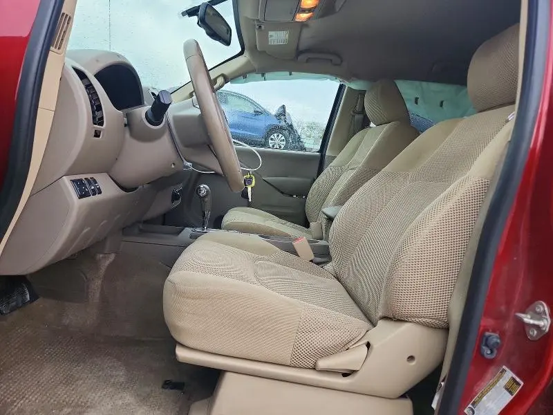 2016 NISSAN FRONTIER SV  
