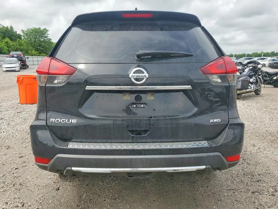 2018 NISSAN ROGUE S  