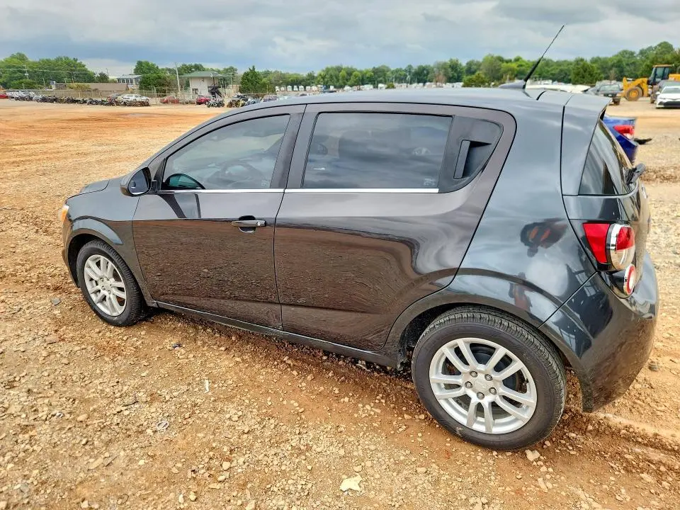 2014 CHEVROLET SONIC LT  