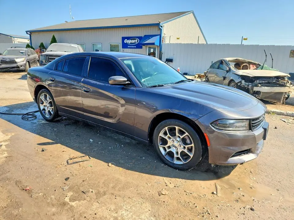 2017 DODGE CHARGER SXT  