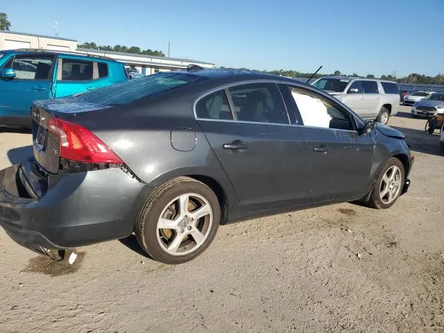 2012 VOLVO S60 T5  