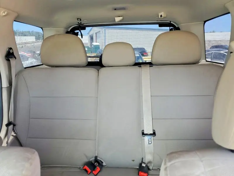 2011 FORD ESCAPE XLT  