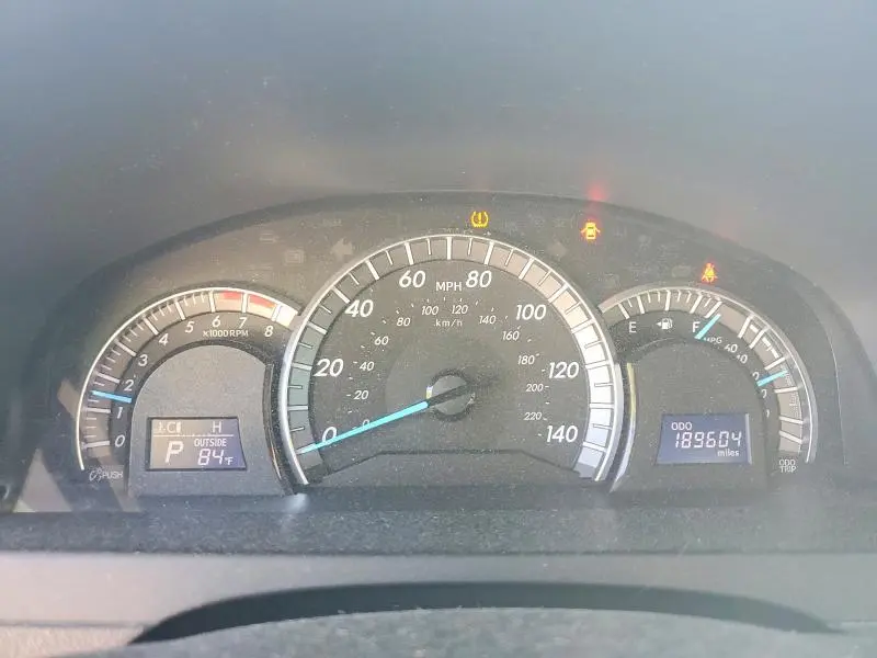 2013 TOYOTA CAMRY SE  
