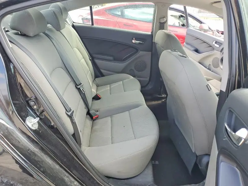 2015 KIA FORTE LX  