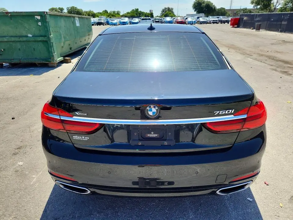 2016 BMW 750 XI  
