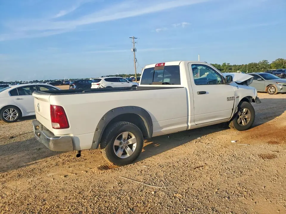 2014 RAM 1500 ST  