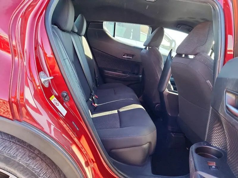 2018 TOYOTA C-HR XLE PREMIUM  