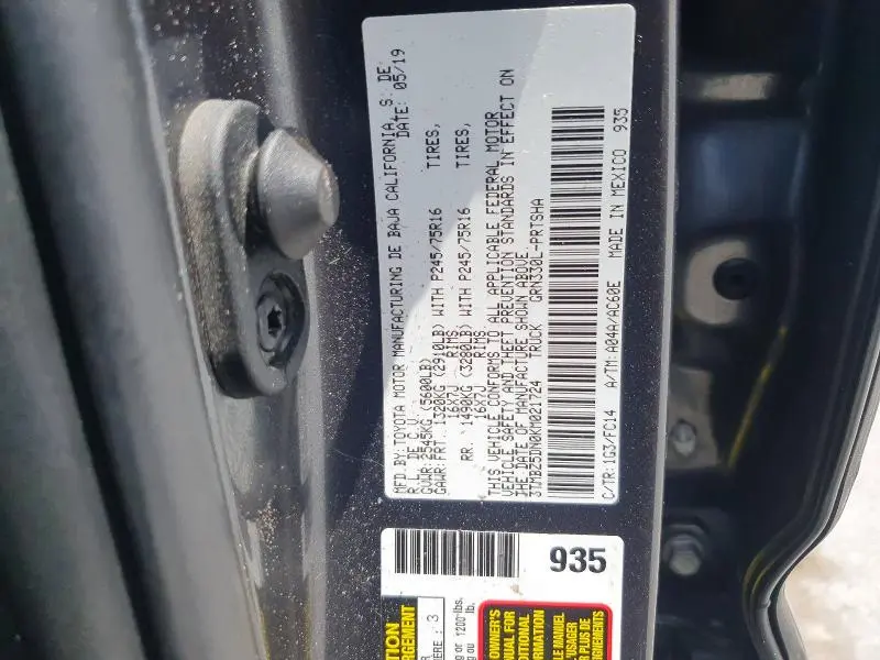 2019 TOYOTA TACOMA SR5 V6  
