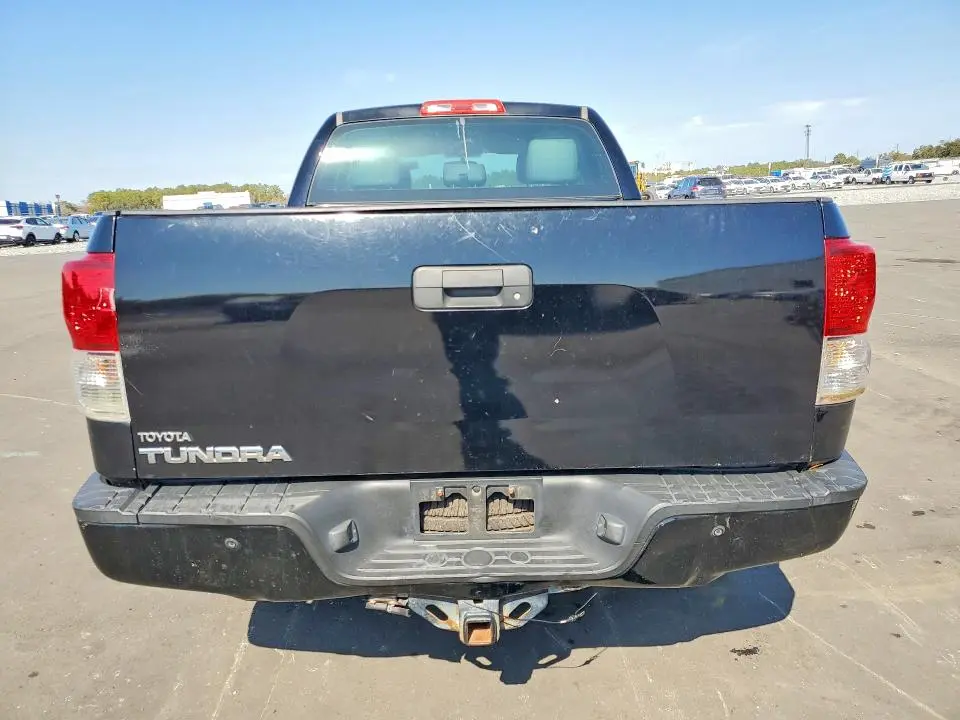 2011 TOYOTA TUNDRA DOUBLE CAB SR5  