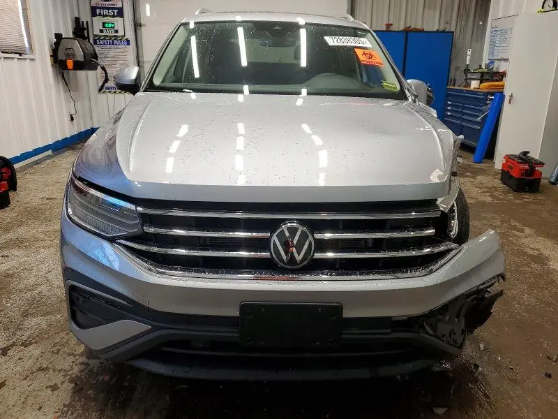 2024 VOLKSWAGEN TIGUAN SE  