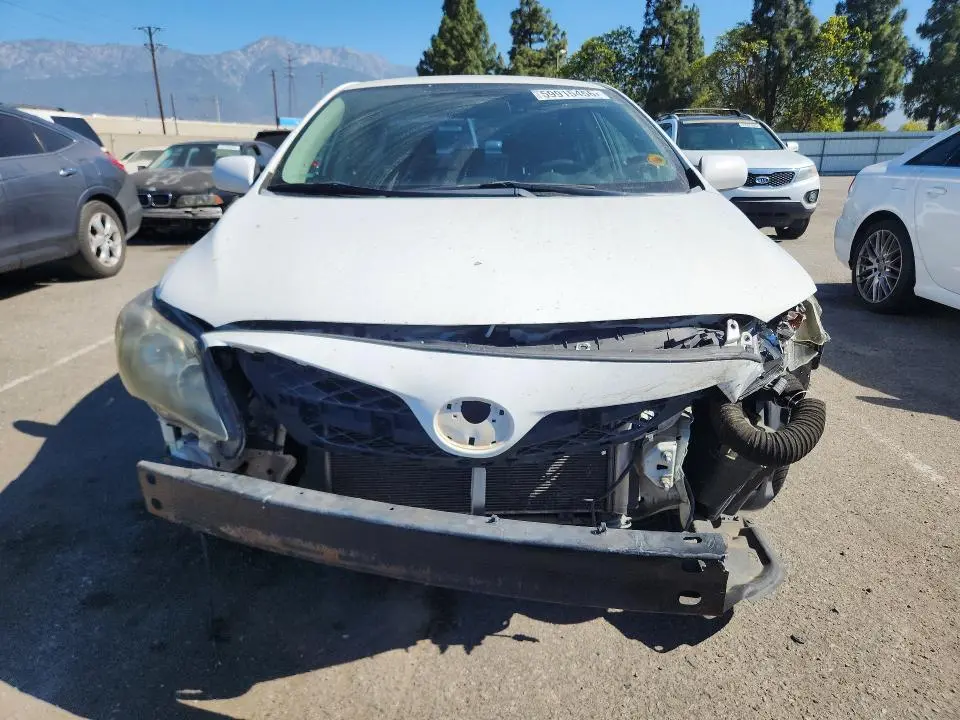 2013 TOYOTA COROLLA S  