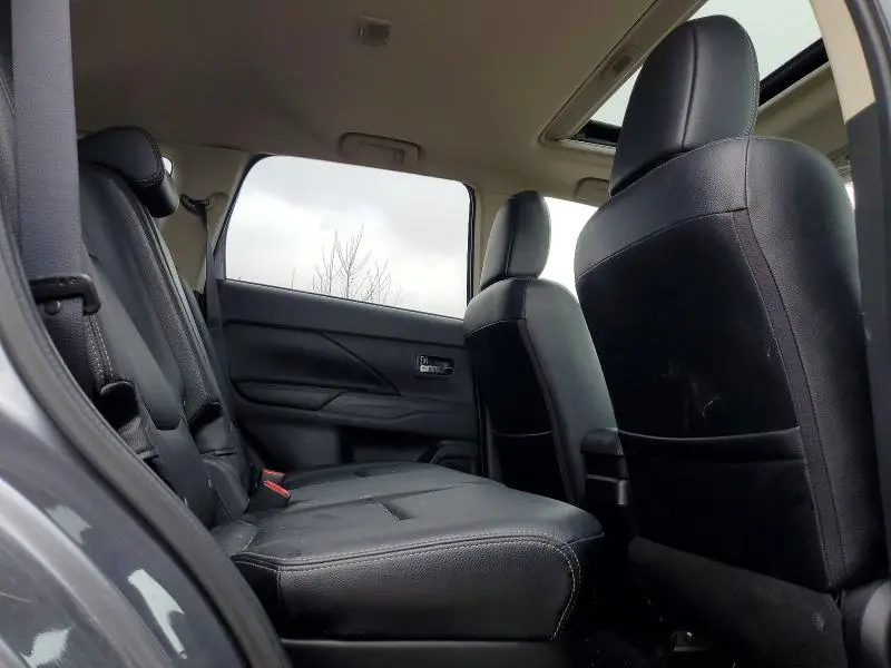 2015 MITSUBISHI OUTLANDER GT  