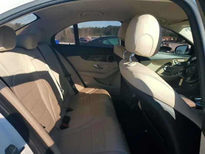 2016 MERCEDES-BENZ C 300  