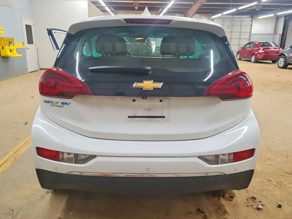 2021 CHEVROLET BOLT EV LT  