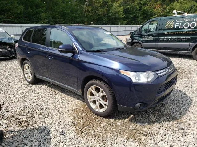 2014 MITSUBISHI OUTLANDER SE  