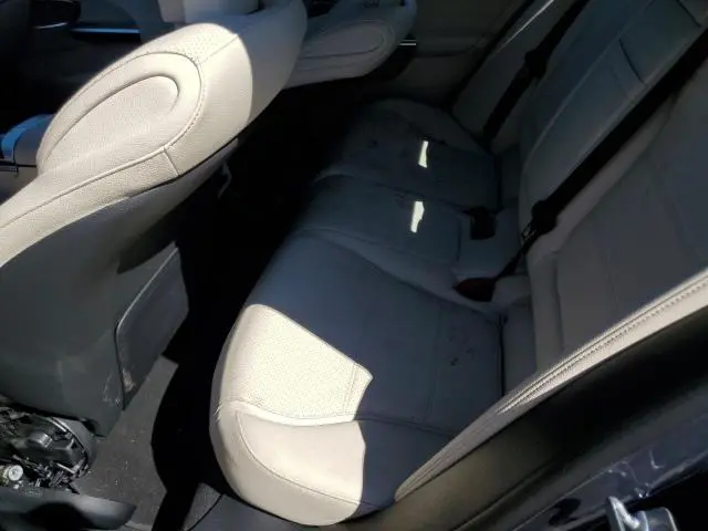 2024 MERCEDES-BENZ C 300  
