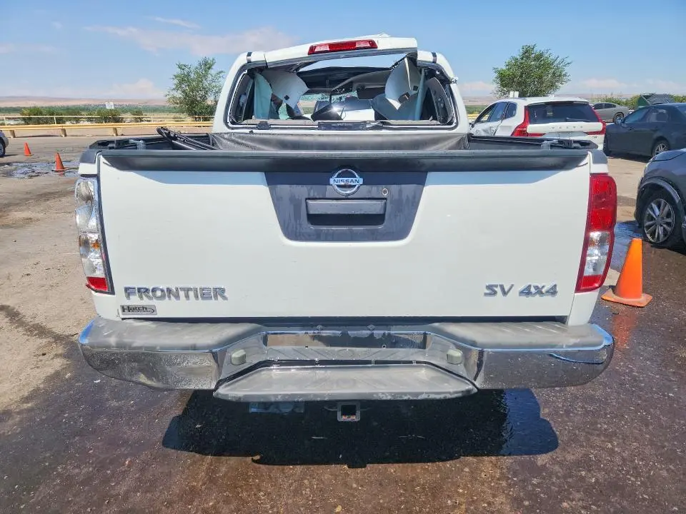 2016 NISSAN FRONTIER SV  