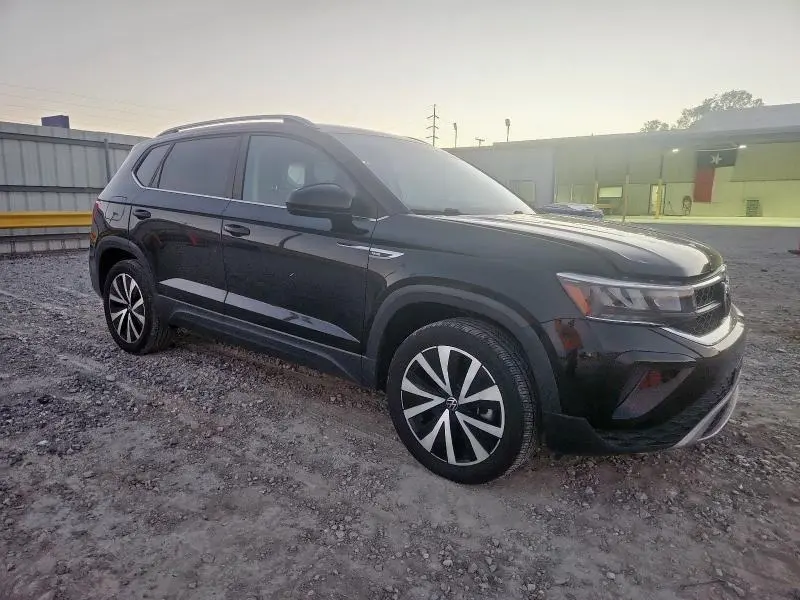 2022 VOLKSWAGEN TAOS SE  