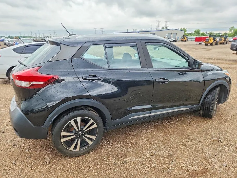 2019 NISSAN KICKS S  