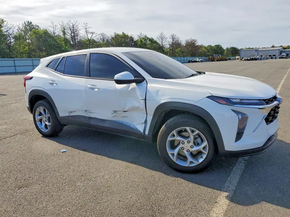 2024 CHEVROLET TRAX   