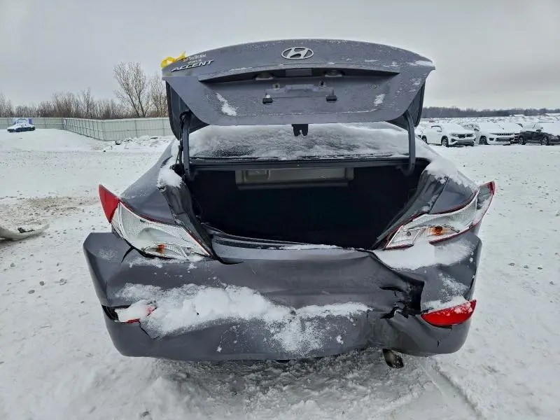 2016 HYUNDAI ACCENT SE  