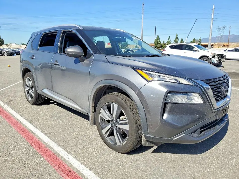 2023 NISSAN ROGUE SL  