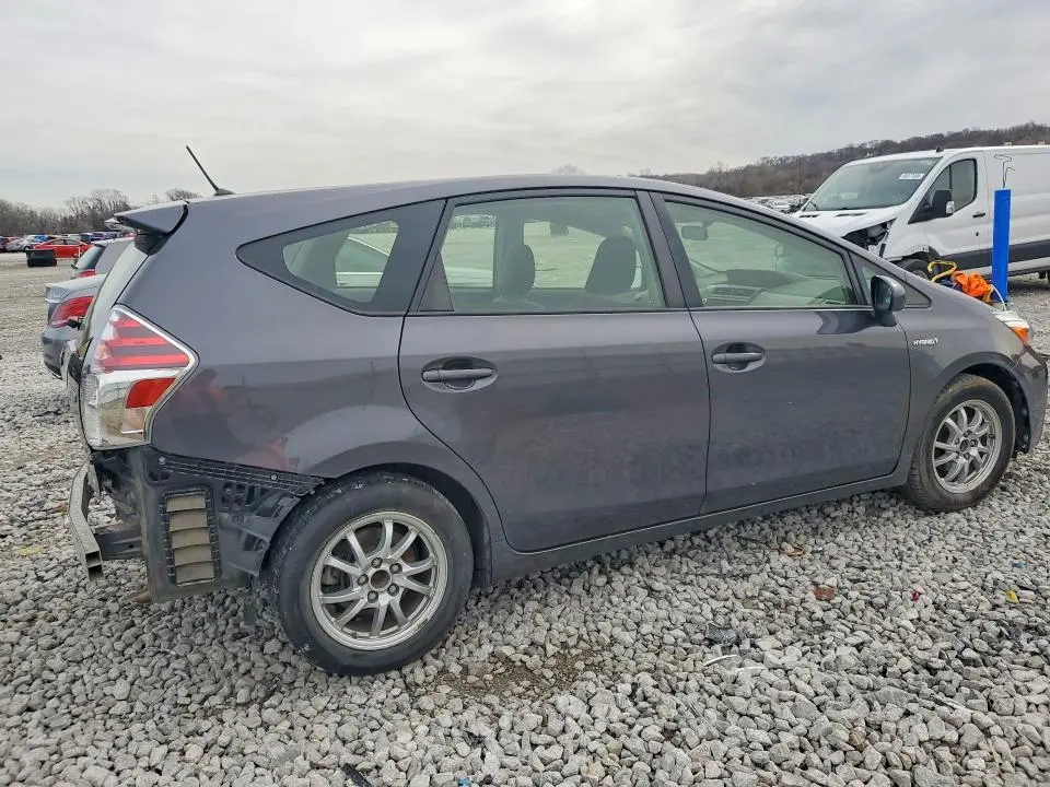 2017 TOYOTA PRIUS V TWO  
