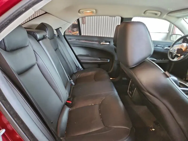 2019 CHRYSLER 300 LIMITED  