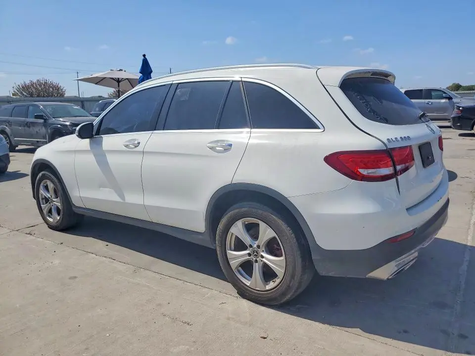 2017 MERCEDES-BENZ GLC 300  