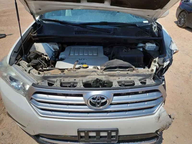 2013 TOYOTA HIGHLANDER LIMITED  