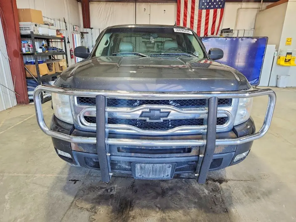2011 CHEVROLET SILVERADO K1500 LT  