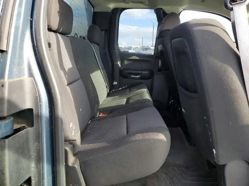 2011 CHEVROLET SILVERADO K1500 LT  