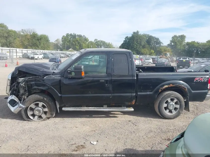 2012 FORD F-250 LARIAT