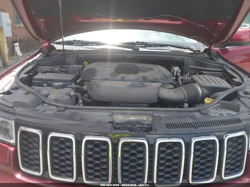 2019 JEEP GRAND CHEROKEE LAREDO E 4X4