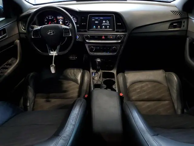 2018 HYUNDAI SONATA SPORT  