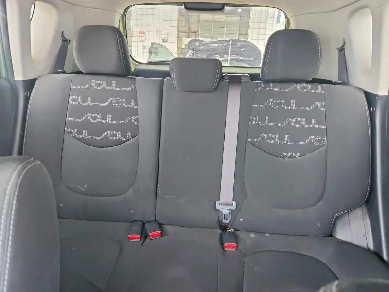 2013 KIA SOUL +  