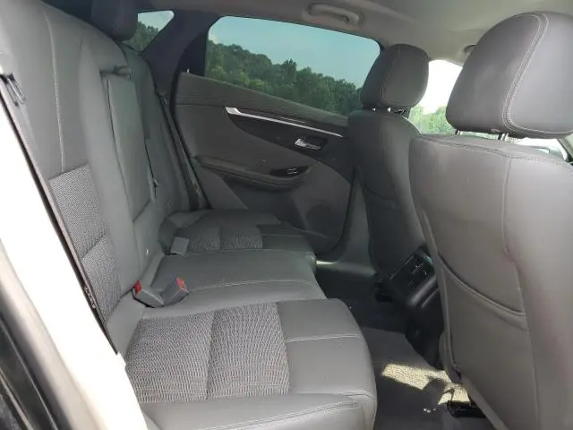 2017 CHEVROLET IMPALA LT  