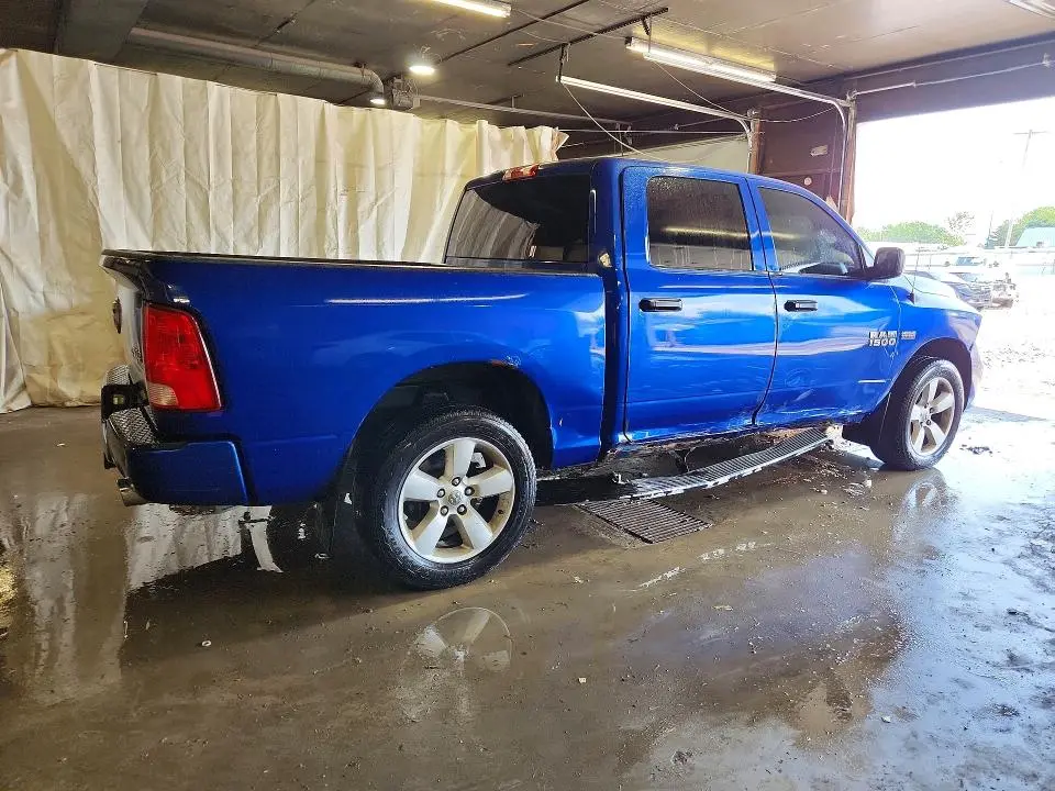2014 RAM 1500 ST  
