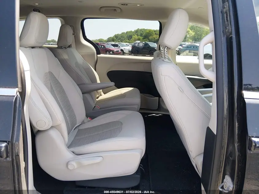 2017 CHRYSLER PACIFICA HYBRID TOURING PLUS