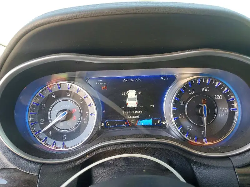2016 CHRYSLER 300 LIMITED  