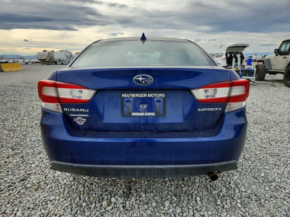 2018 SUBARU IMPREZA PREMIUM PLUS  
