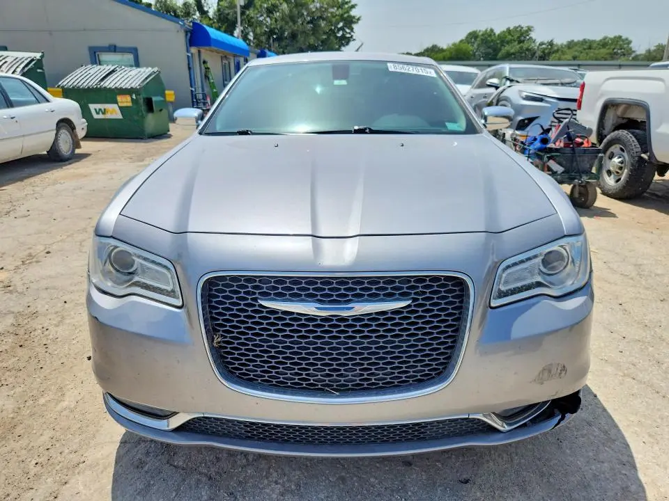 2018 CHRYSLER 300   