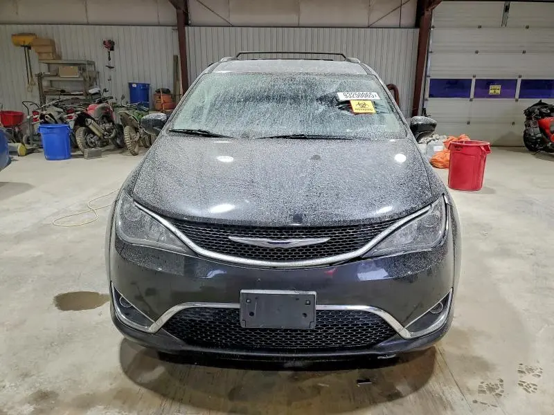 2017 CHRYSLER PACIFICA TOURING L  