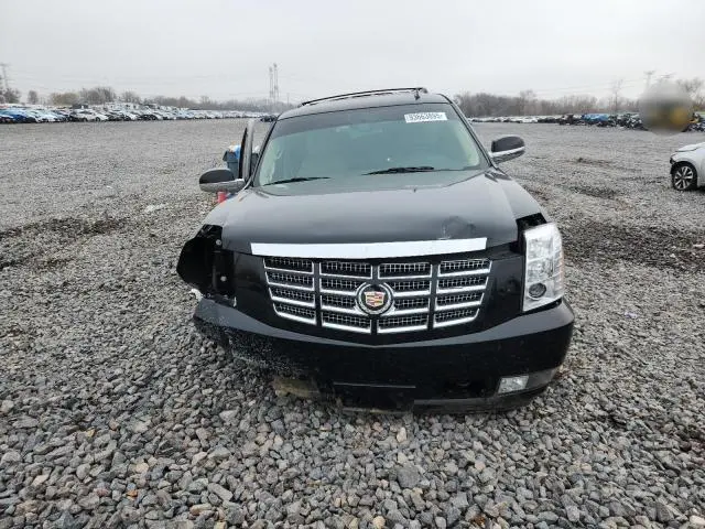 2014 CADILLAC ESCALADE LUXURY  